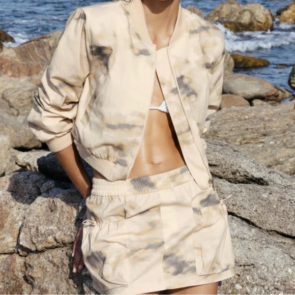 Zara Beige and Gray Mini Skirt - Picture 2 of 15